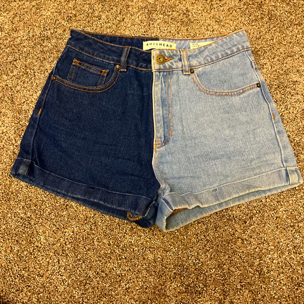 Two toned high rise mom denim shorts